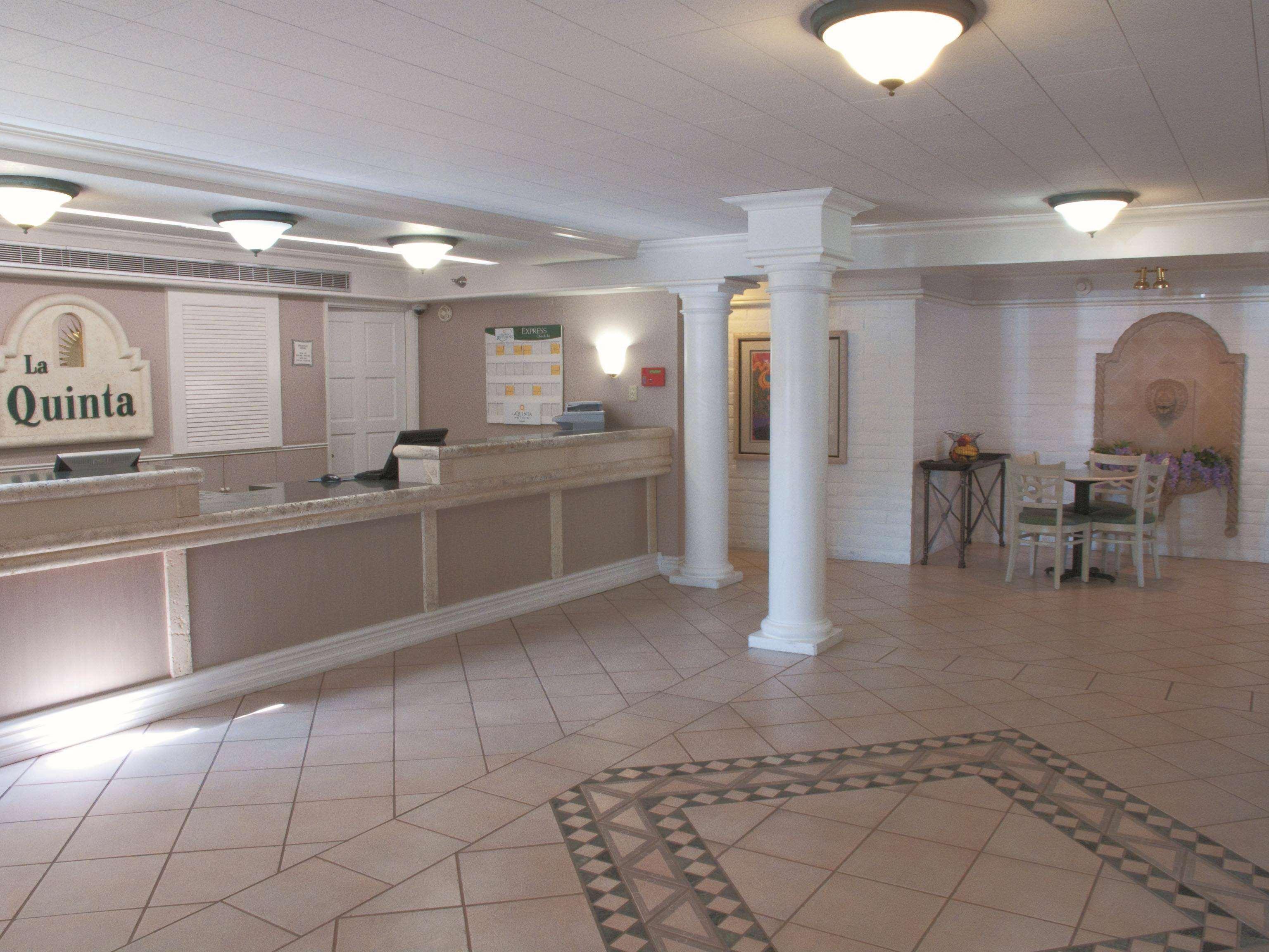 La Quinta Inn By Wyndham Bakersfield South Εξωτερικό φωτογραφία